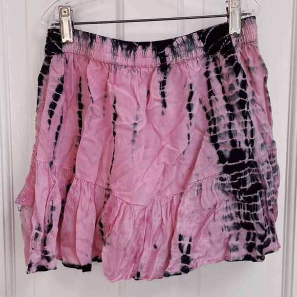 MOVING SALE! Tie Dye Raga Mini - Picture 3 of 3